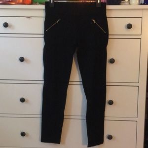 Stretchy Black Zip Jeggings